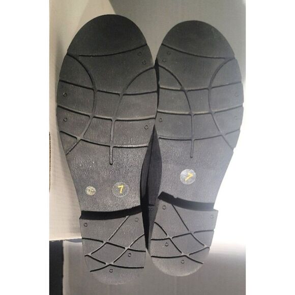 St. John's Bay Yukka Black - Size 7 - Picture 10 of 12